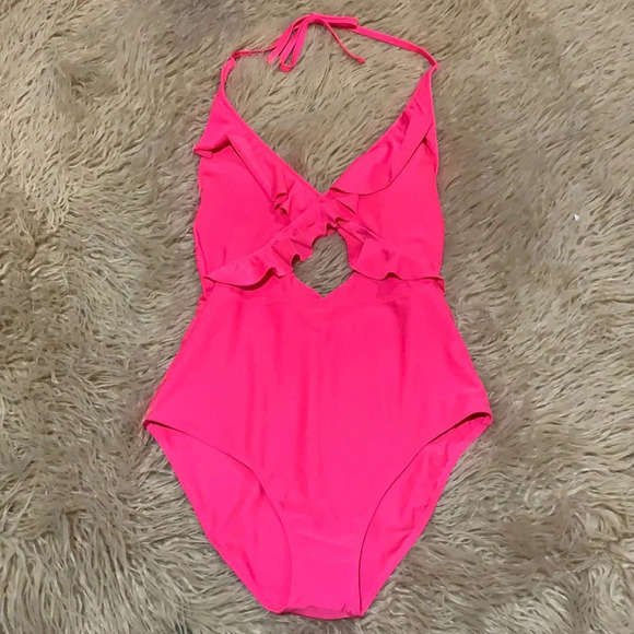 Aerie one piece swimsuit‎ - Picture 2 of 4